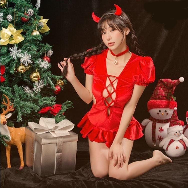 聖誕節戰袍-性感鏤空捆綁露乳裝四件組♥